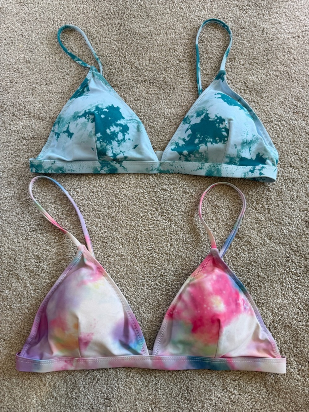 Women’s XL Bikini Top Bundle (2) Tie Dye Triangle Swim Tops GUC